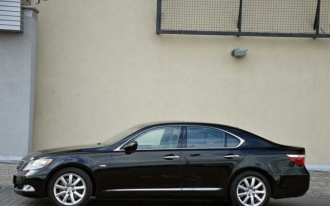 Lexus LS cena 64900 przebieg: 144000, rok produkcji 2007 z Ciechanów małe 466